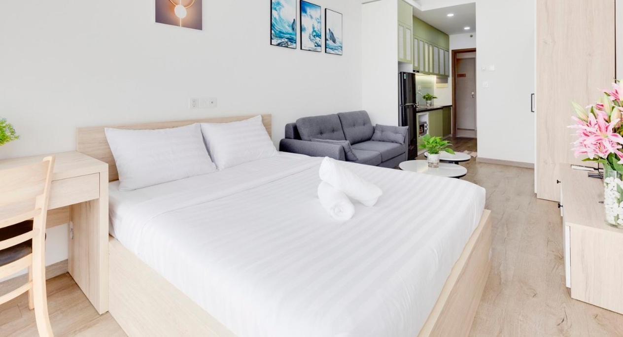 Liberty Saigon Riverside Apartment *